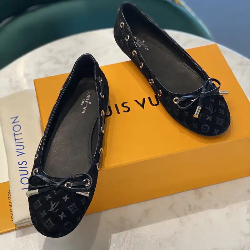 FashionRep LV Shoes 2405SH0013 0127