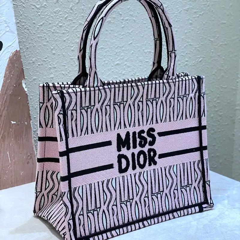 FashionRep Dio Bags 2408YA0013 0130