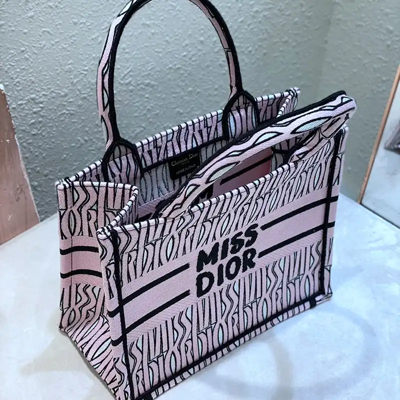 FashionRep Dio Bags 2408YA0013 0130