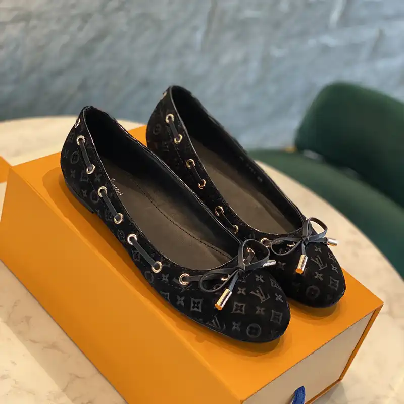 FashionRep LV Shoes 2405SH0013 0127