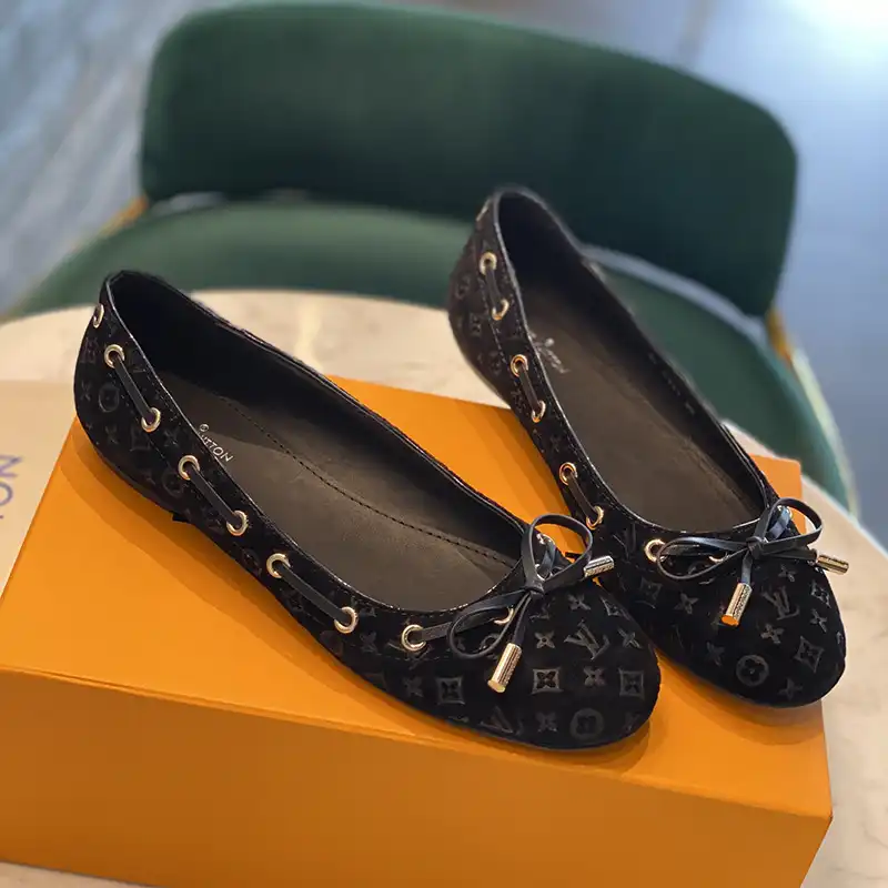 FashionRep LV Shoes 2405SH0013 0127