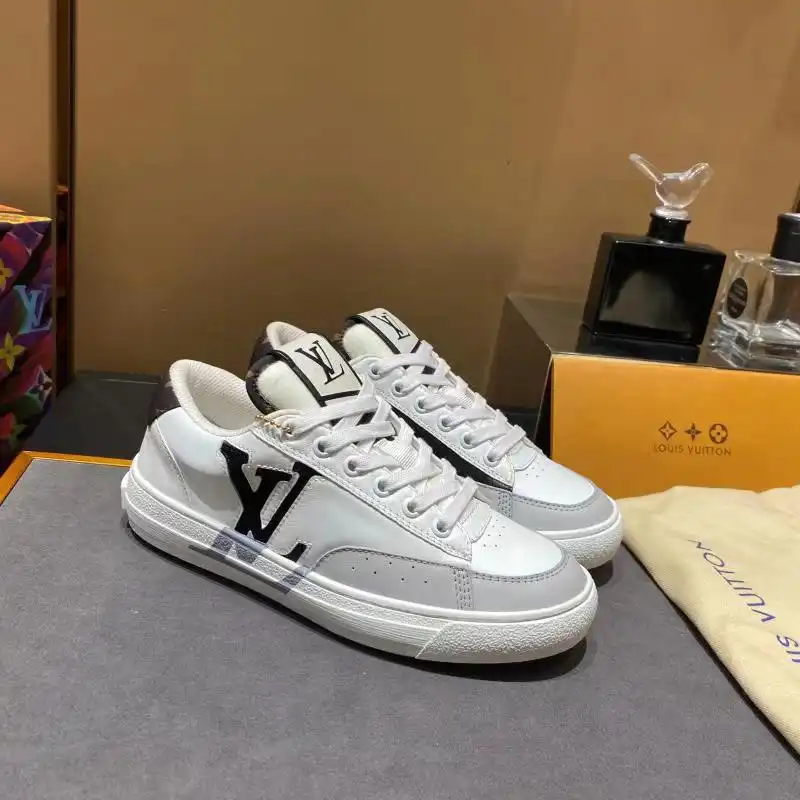 FashionRep LV Shoes 2209MP0017 0201