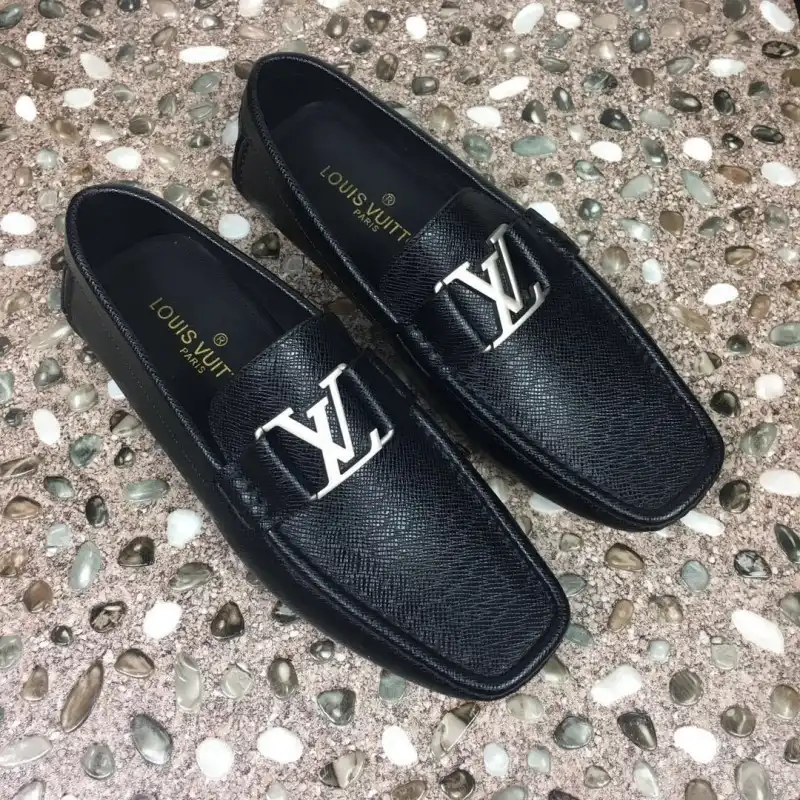 FashionRep LV Shoes 19SH0038 0205