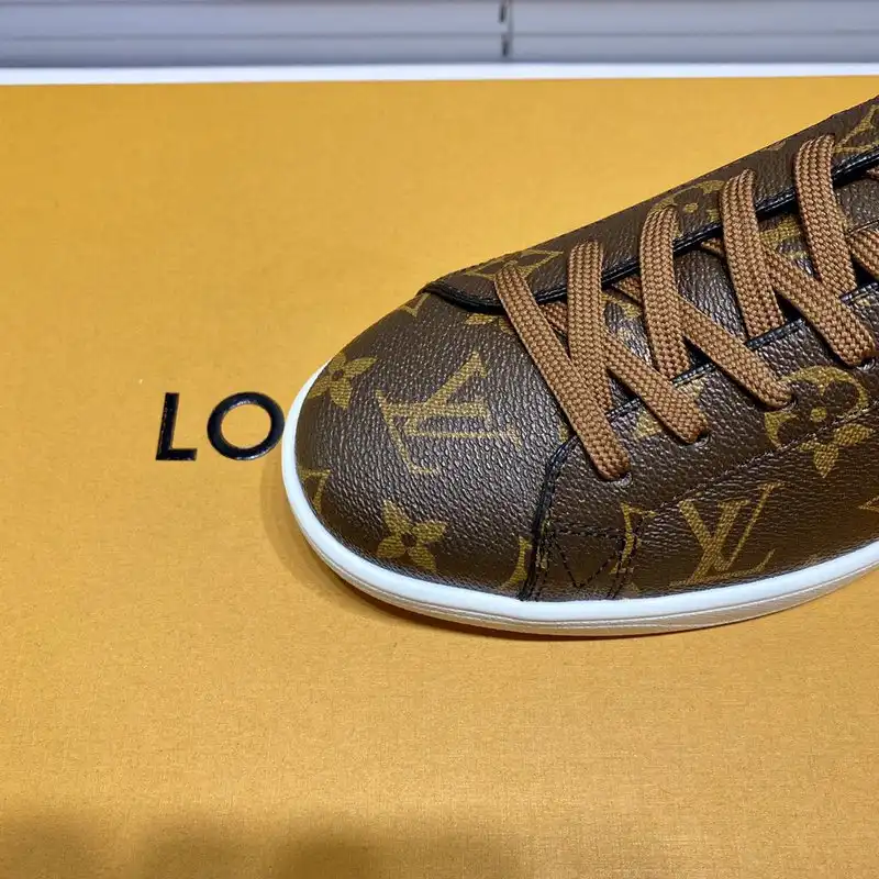 FashionRep LV Shoes 2004SH0103 0205