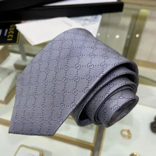 TIES Tie 2210WH0239 0203